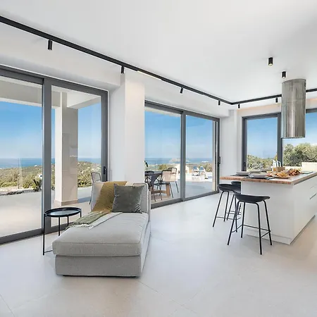 Levante With Sea View Platanés